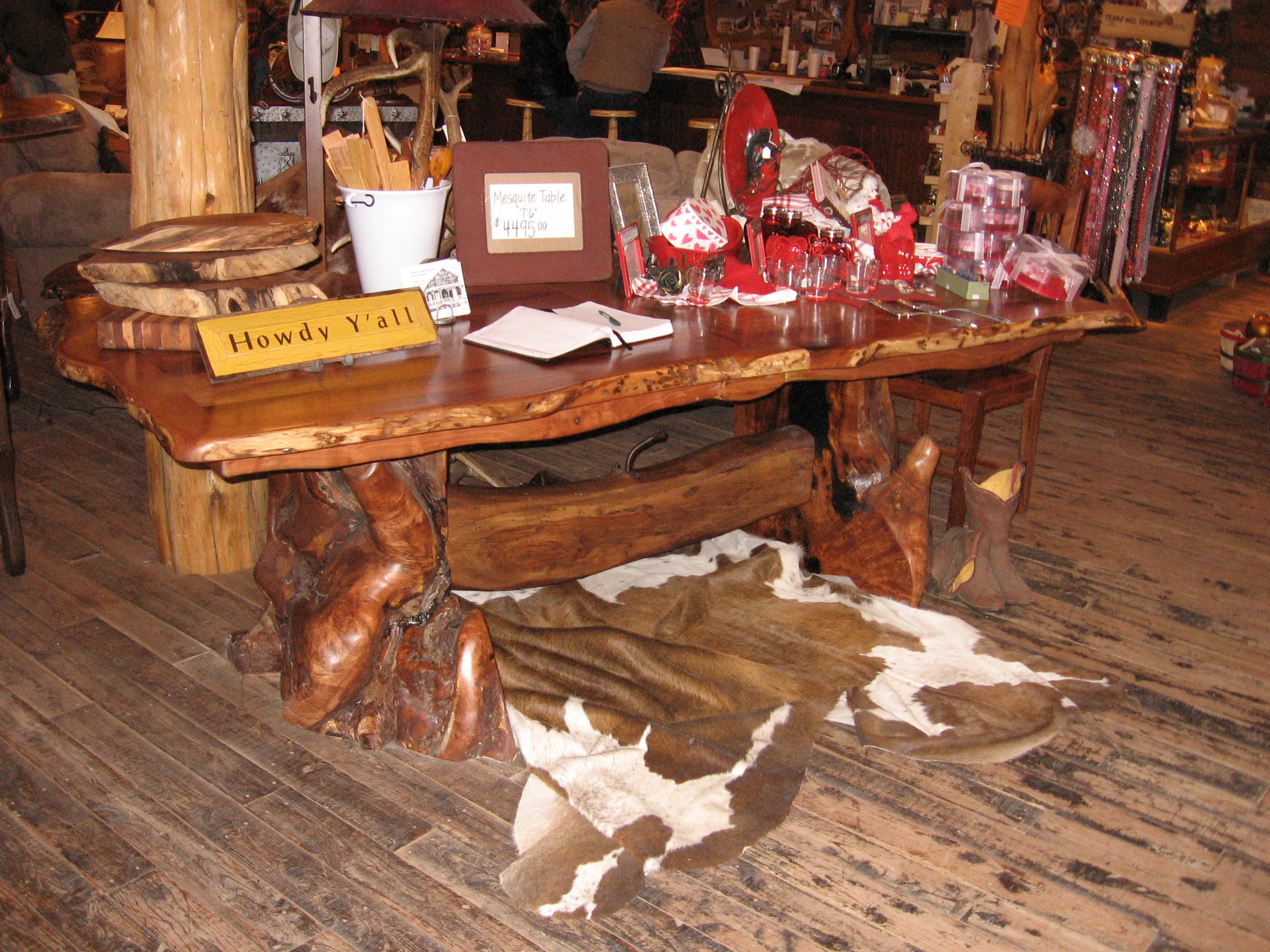 Dining 16
