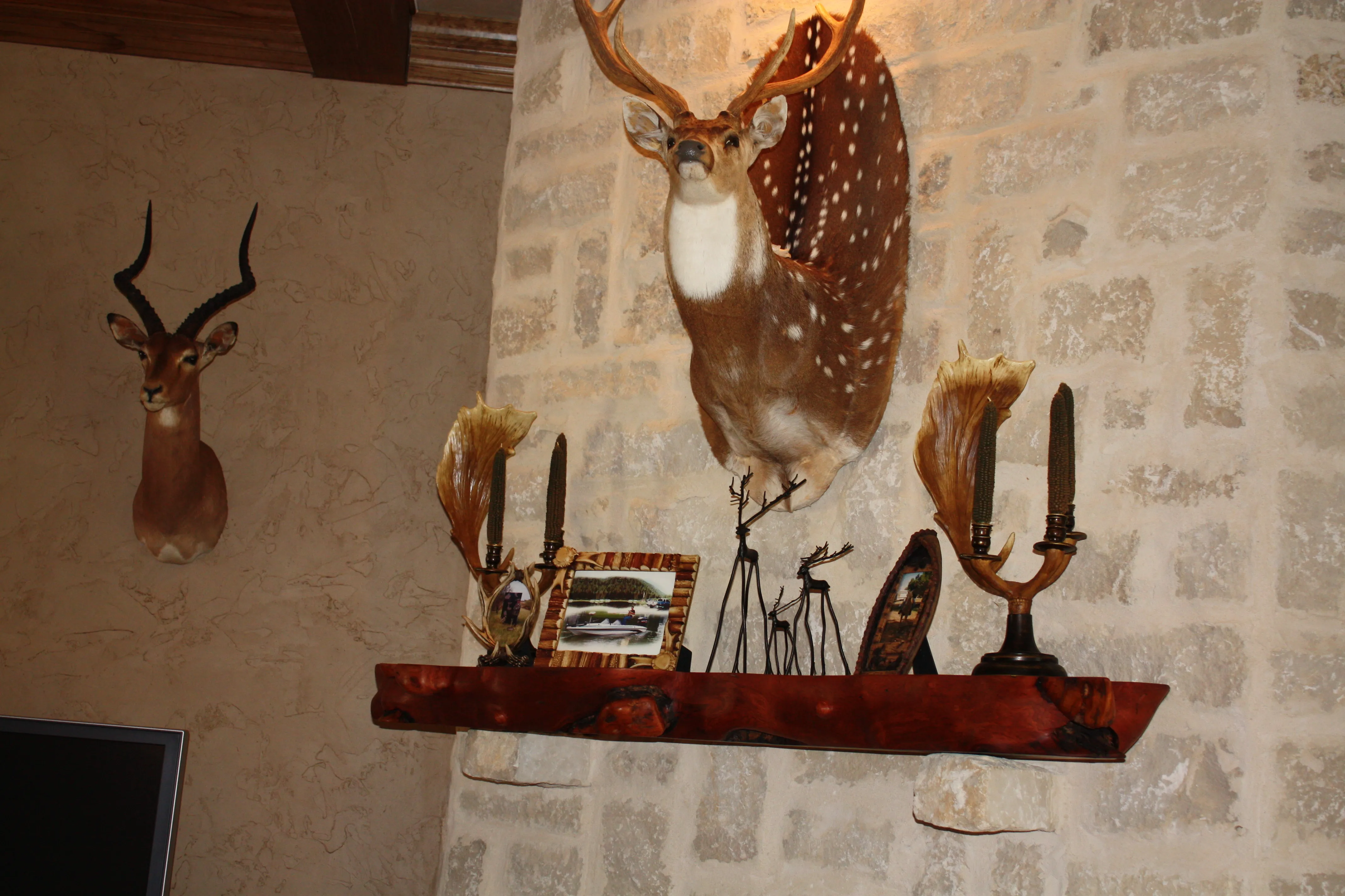 Mantles 05
